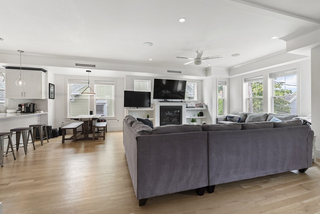 10 Hallet, Dorchester