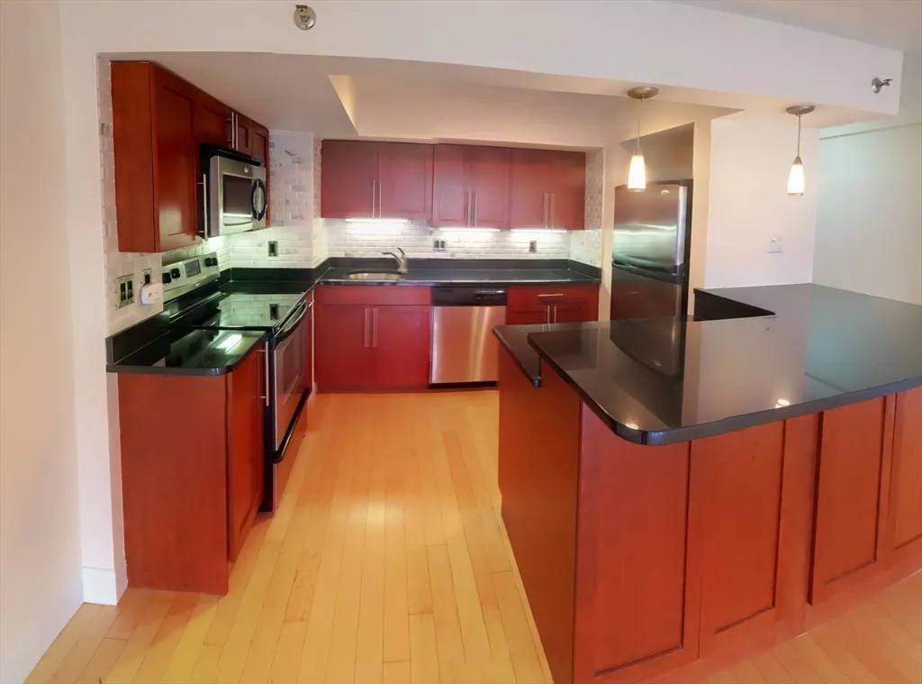 1600 Beacon St, Corey Hill