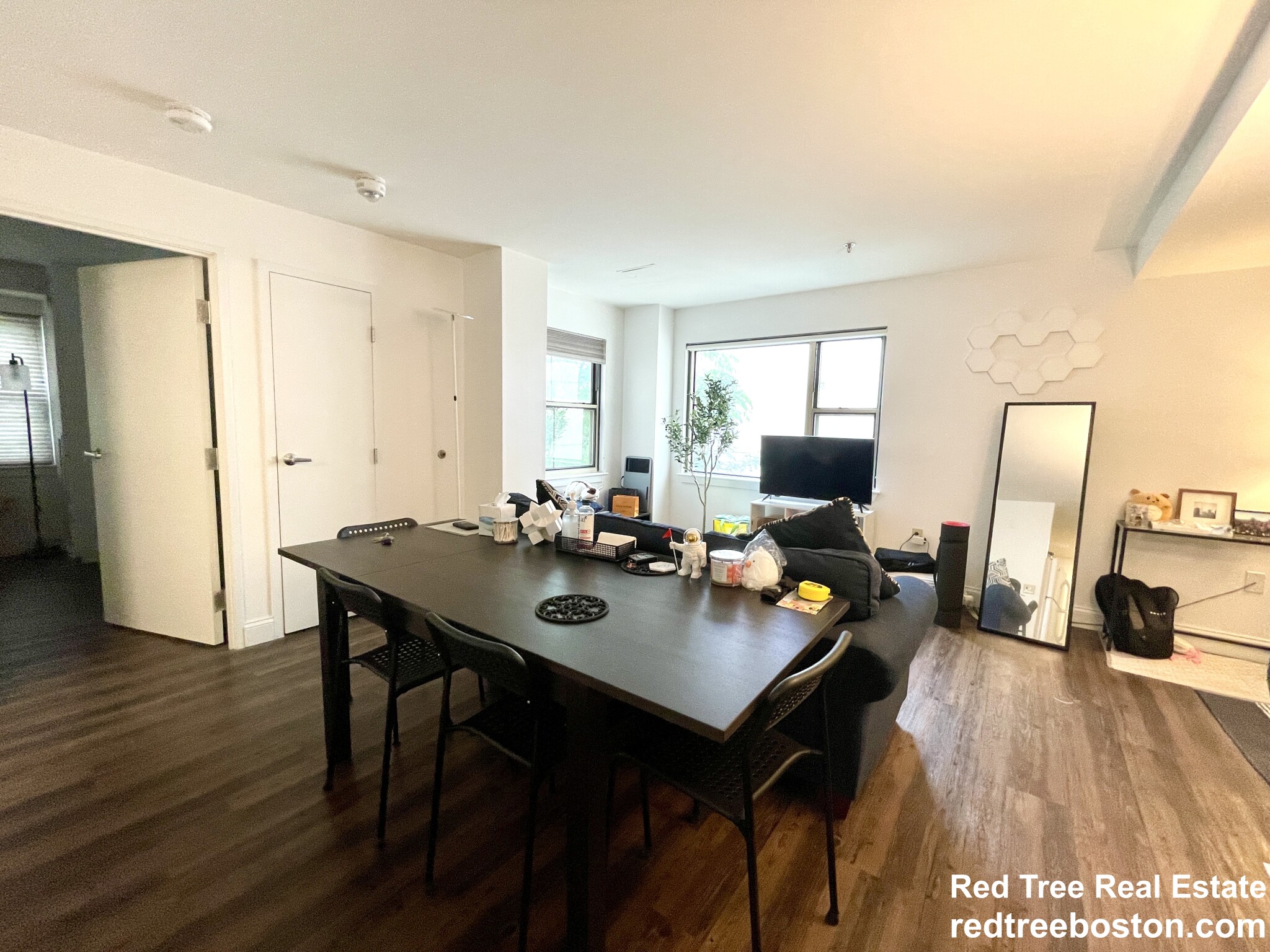 888 Washington St, Chinatown