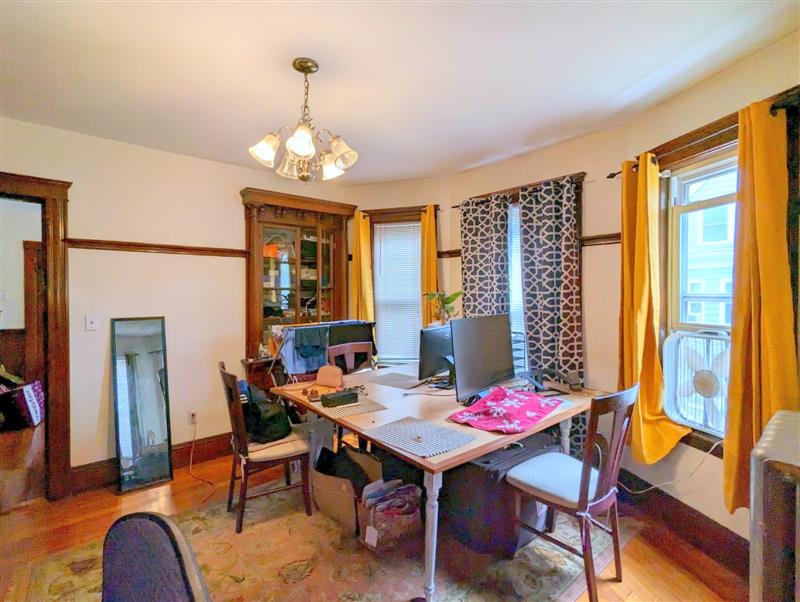 95 Lowell St, Spring Hill