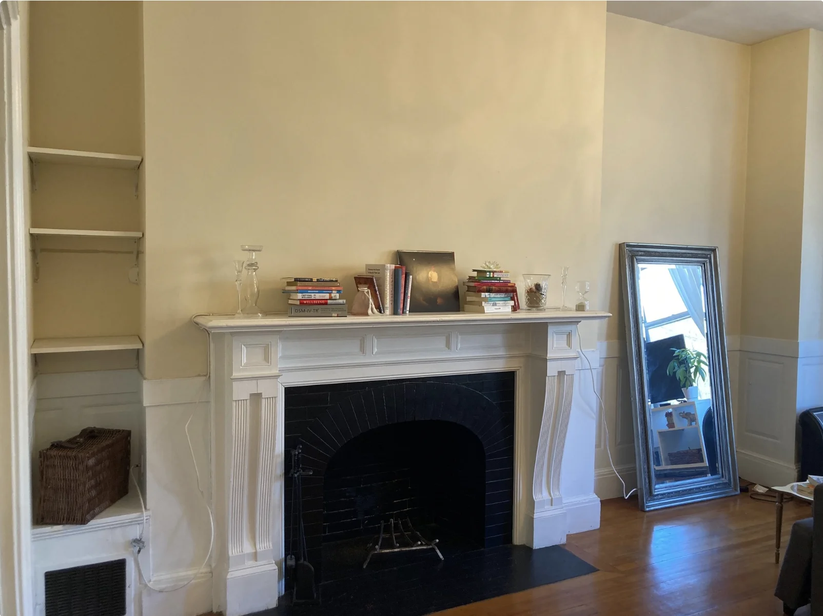 206 Commonwealth Ave, Back Bay