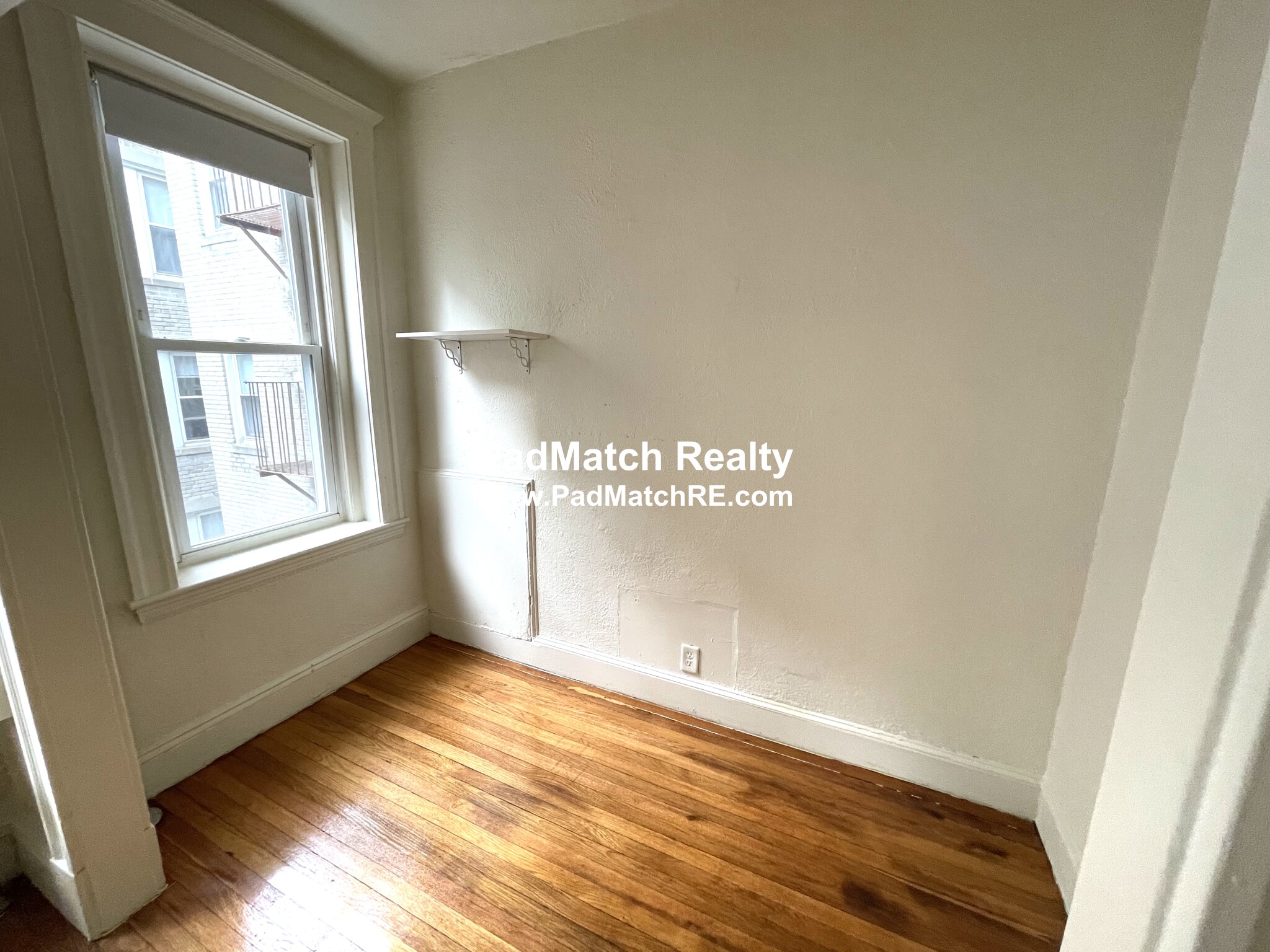 1171 Boylston St, Fenway