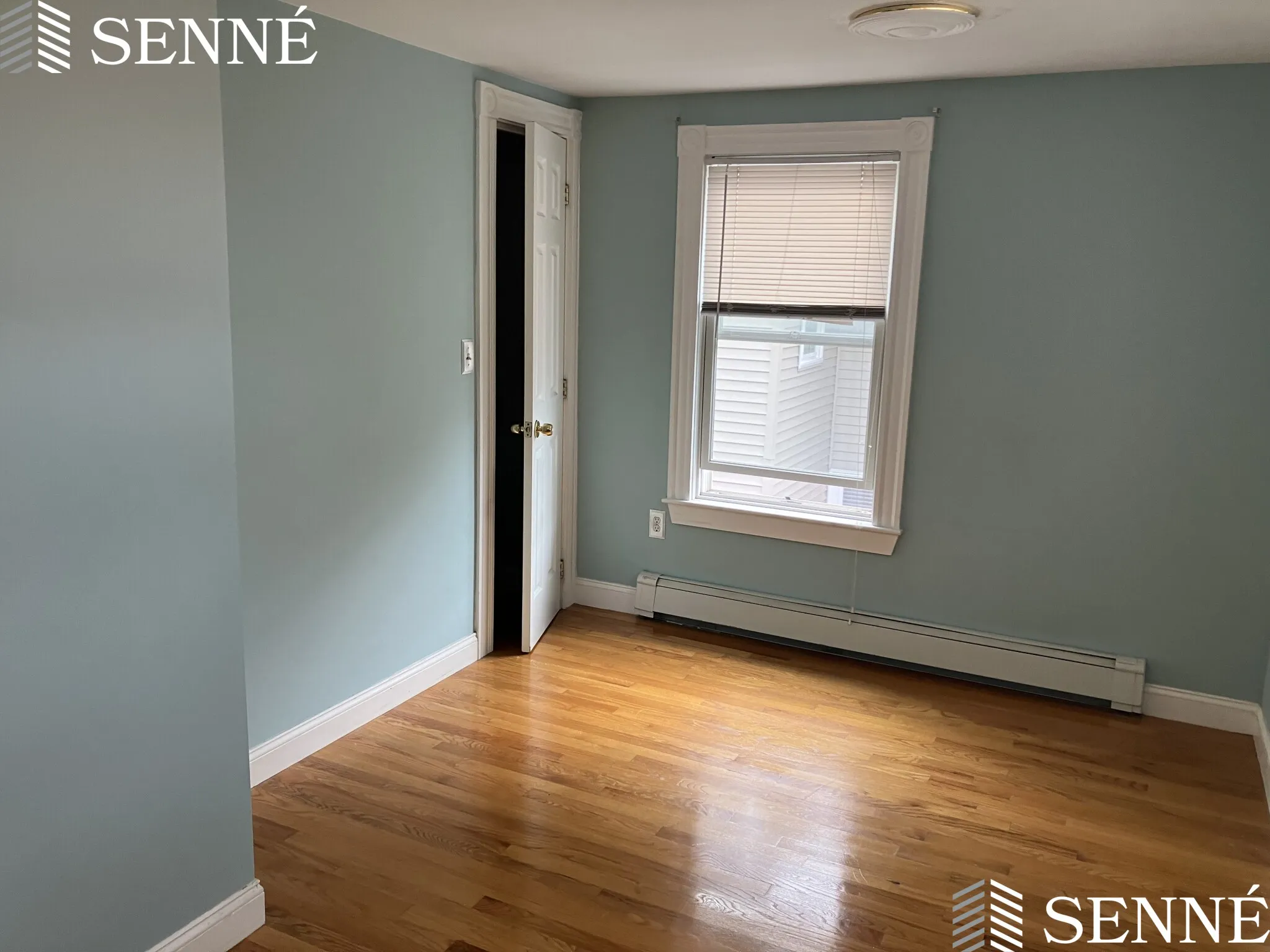 12 Fisk Ave, Magoun Square