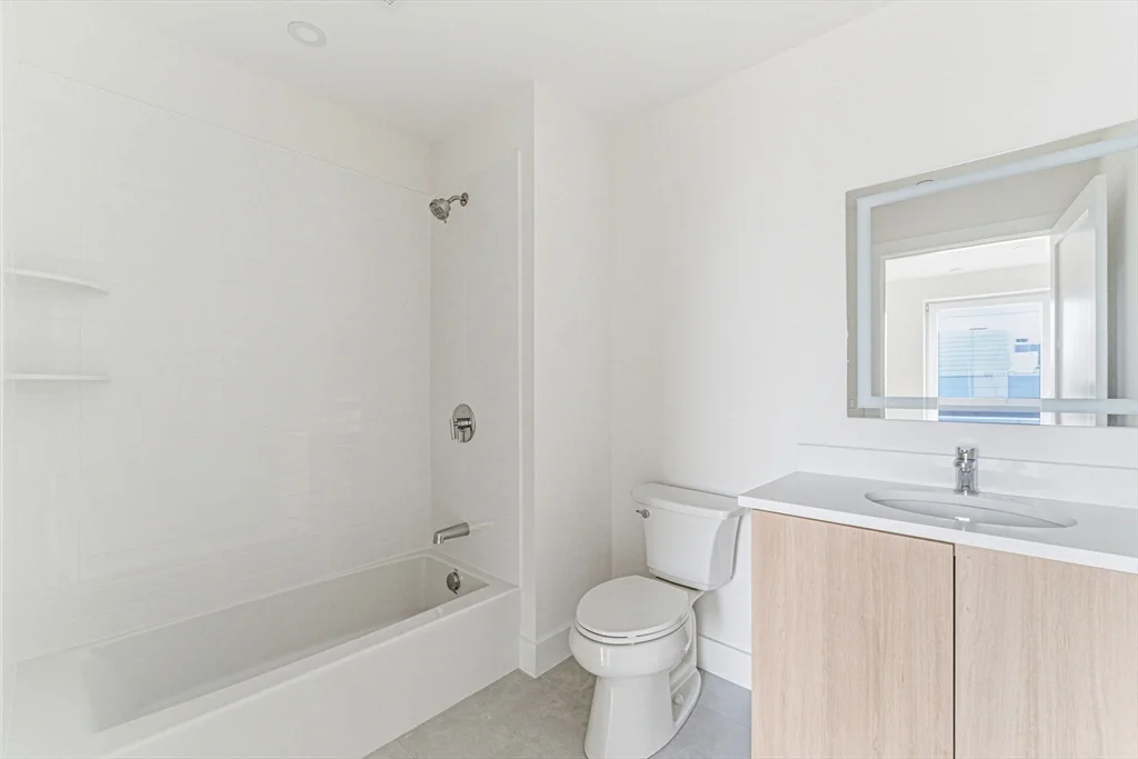 1035 Commonwealth Ave, Allston