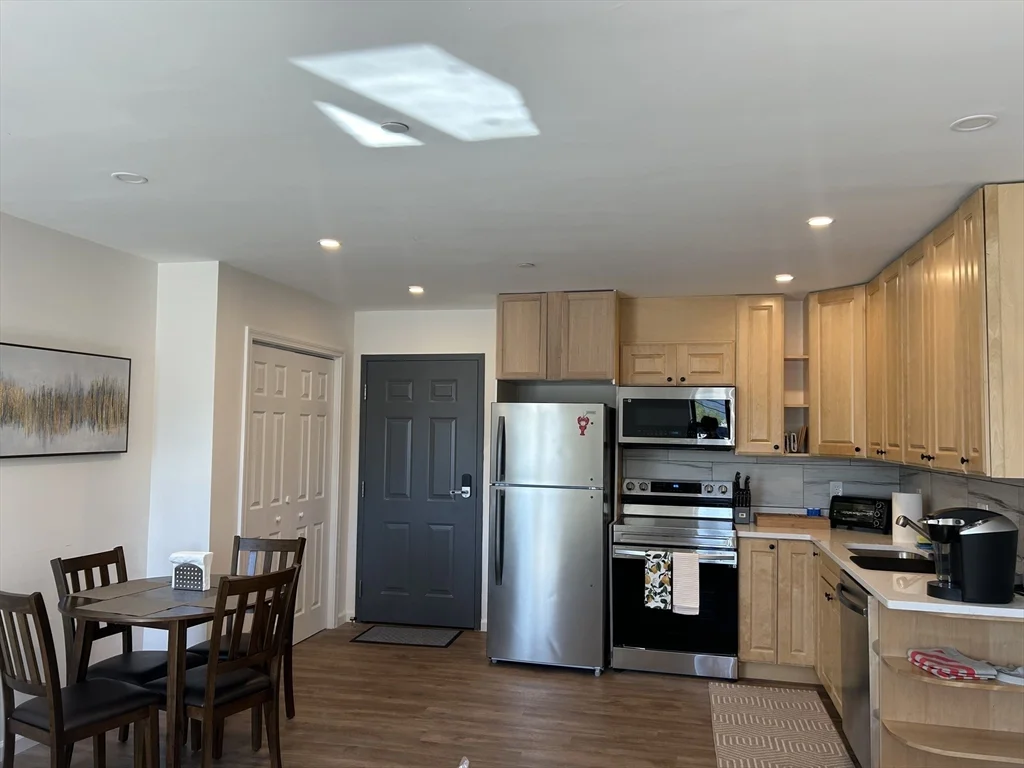 64 Salem St, Medford