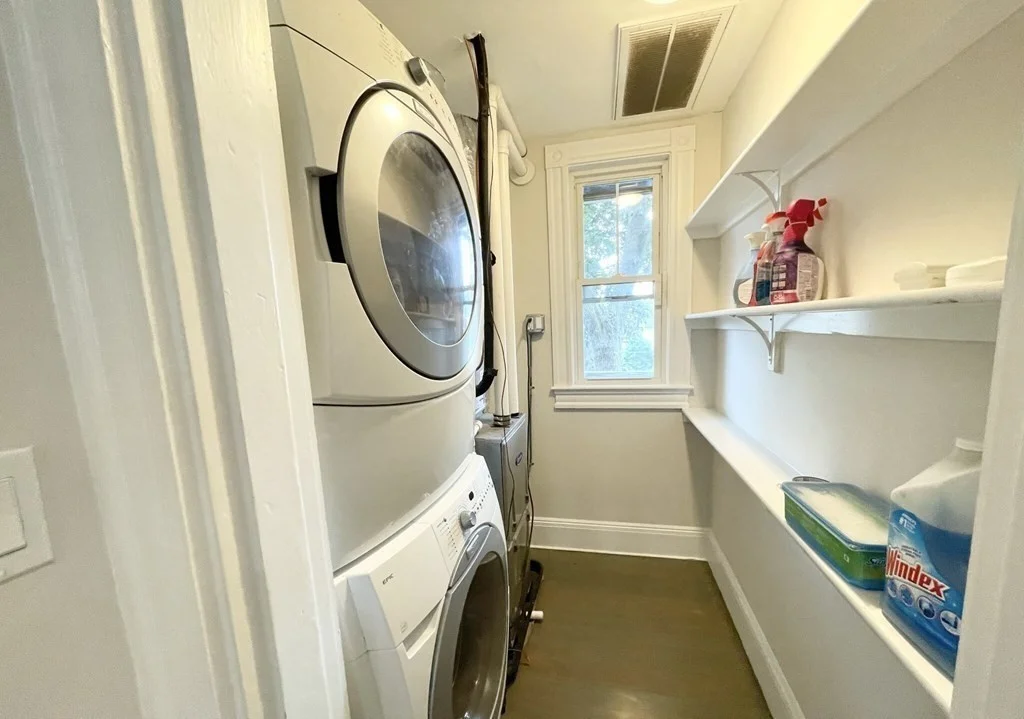 201 East Cottage, Dorchester