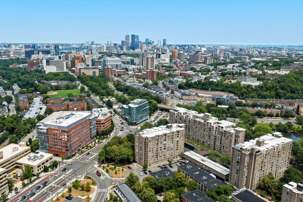 44 Washington St, Brookline Village