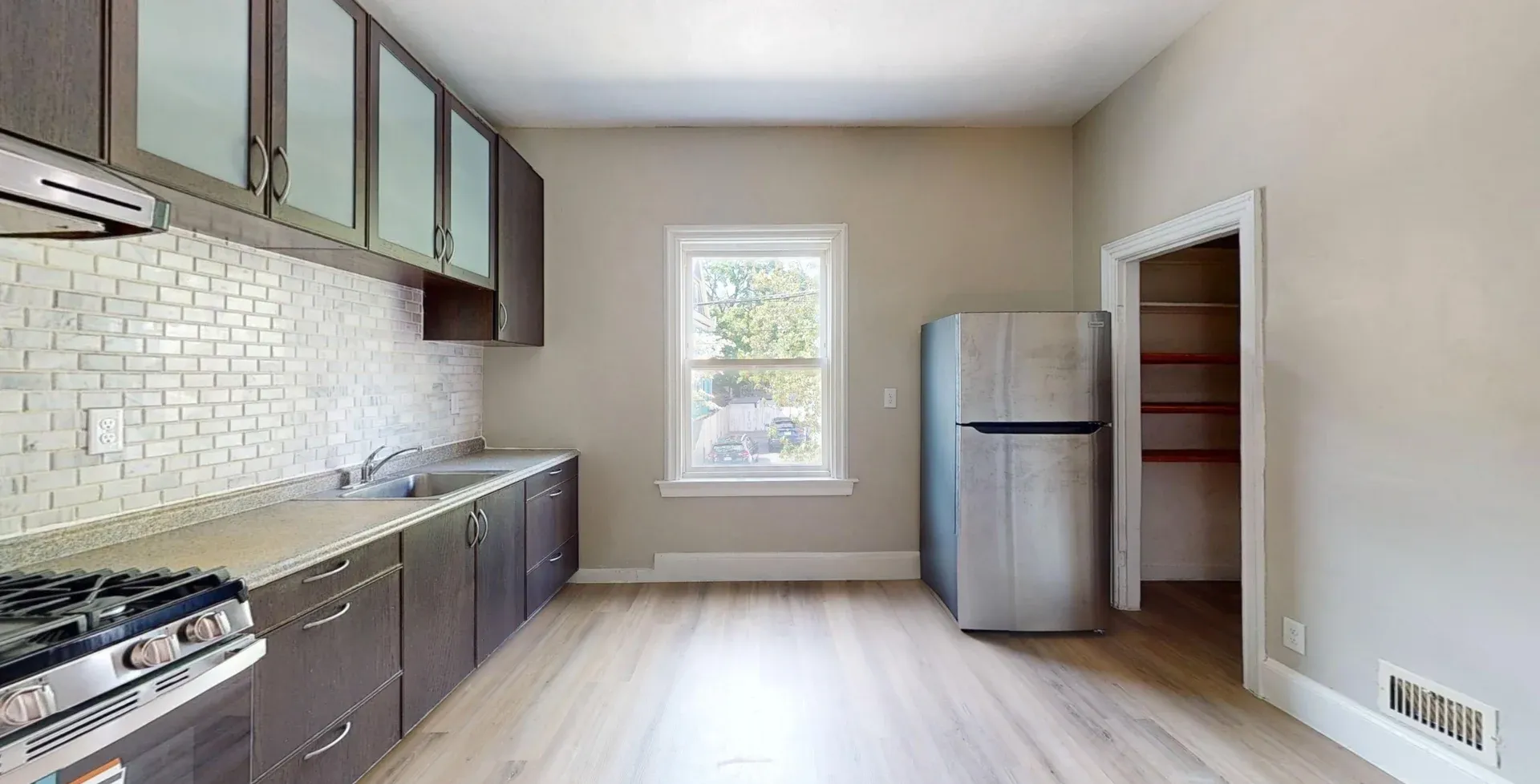 20-22 Holmes St, Malden