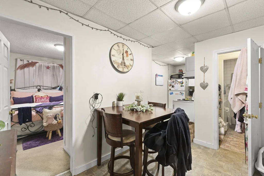 218 Middlesex Ave, Medford