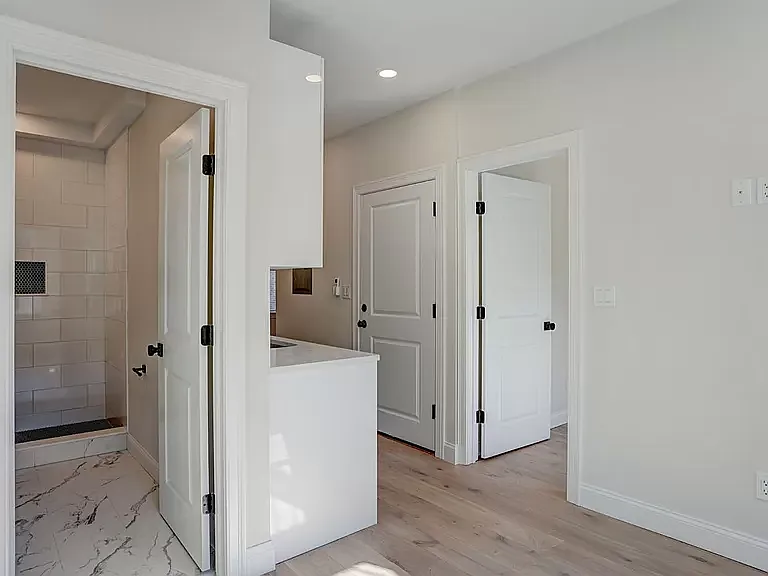 15-19 Bartlett Pl, North End