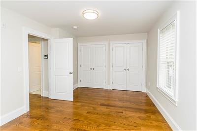 124 Columbia St, The Port