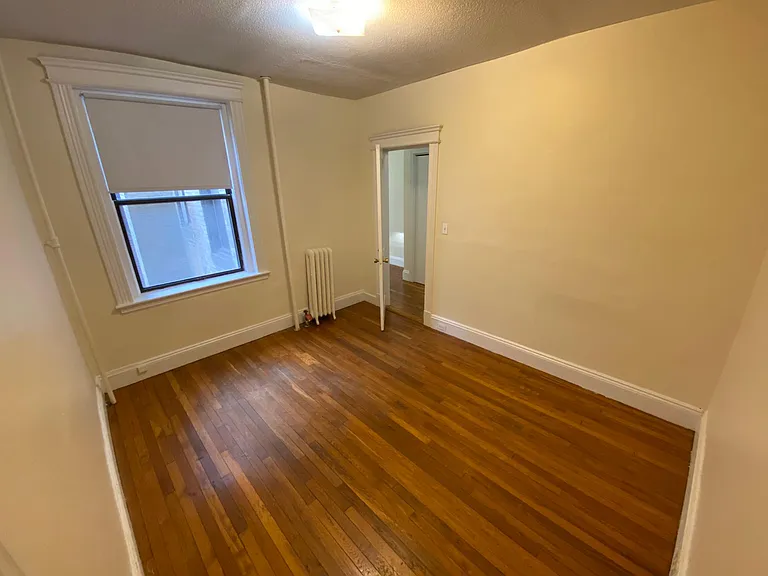 1152 Commonwealth Ave, Brighton