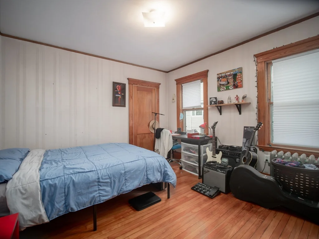 60 Powder House Blvd, Tufts