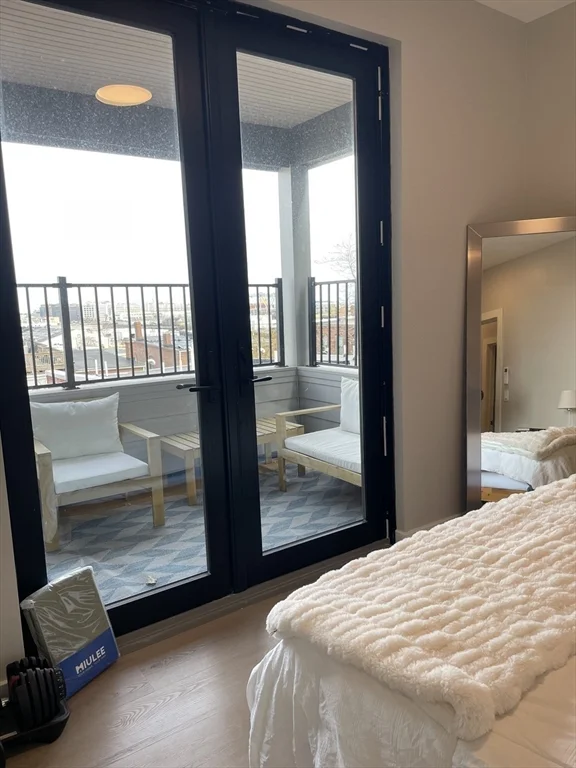 400 W Broadway, South Boston