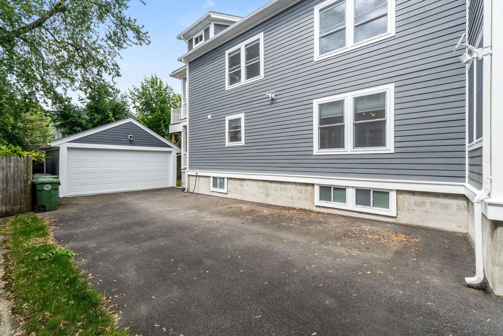 172 Orchard St, Watertown