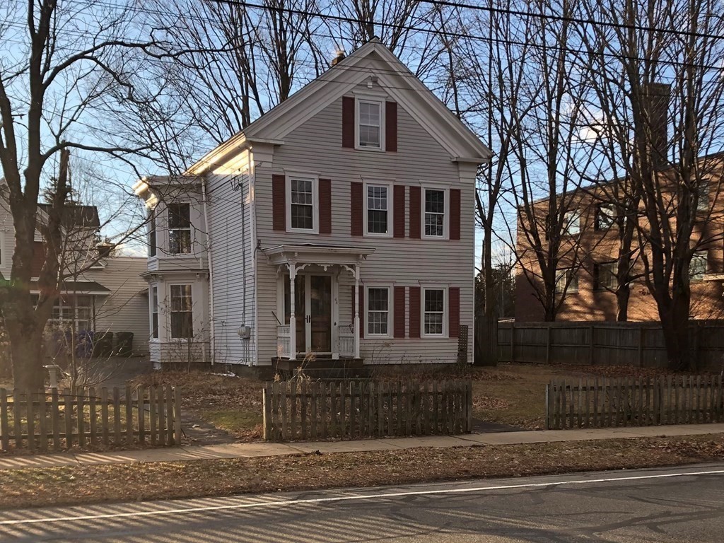 44 Hayden Rowe, Hopkinton