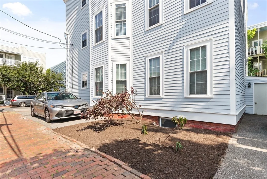 80 Allston St, Cambridgeport