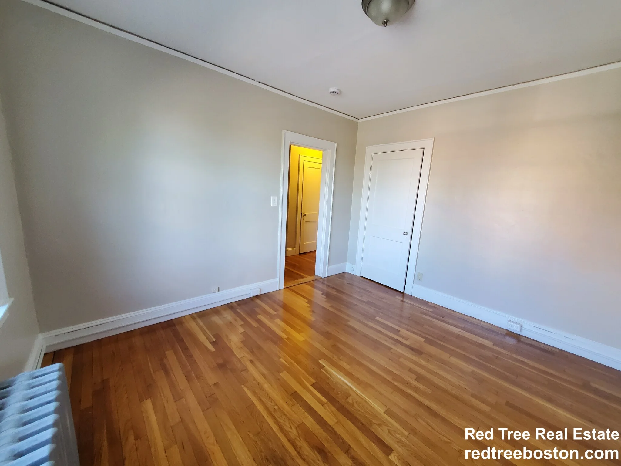 4 Cogswell Ave, North Cambridge