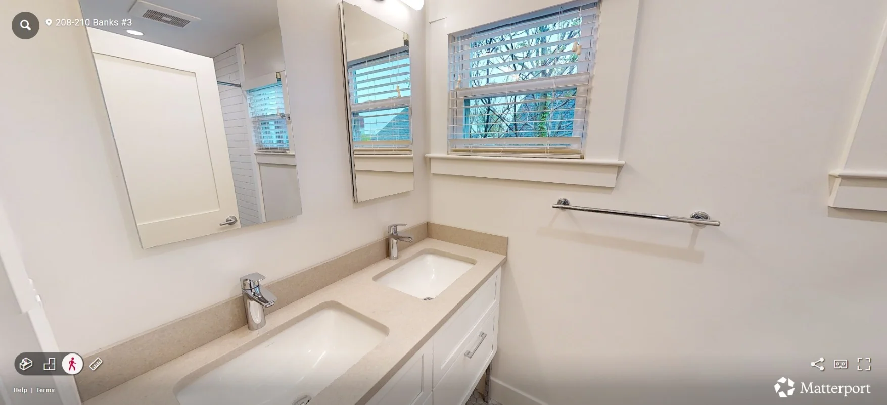 208-210 Banks St, Riverside