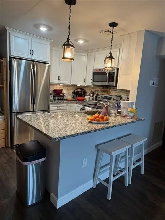 212 Carriage Ln, Taunton