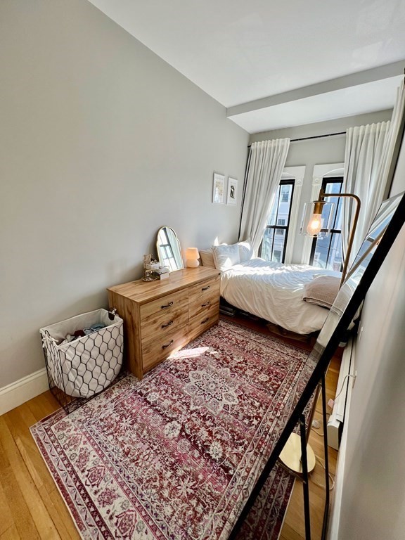 66 Telegraph St, South Boston