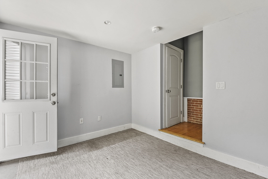 114 Old Oaken Bucket Rd, Norwell