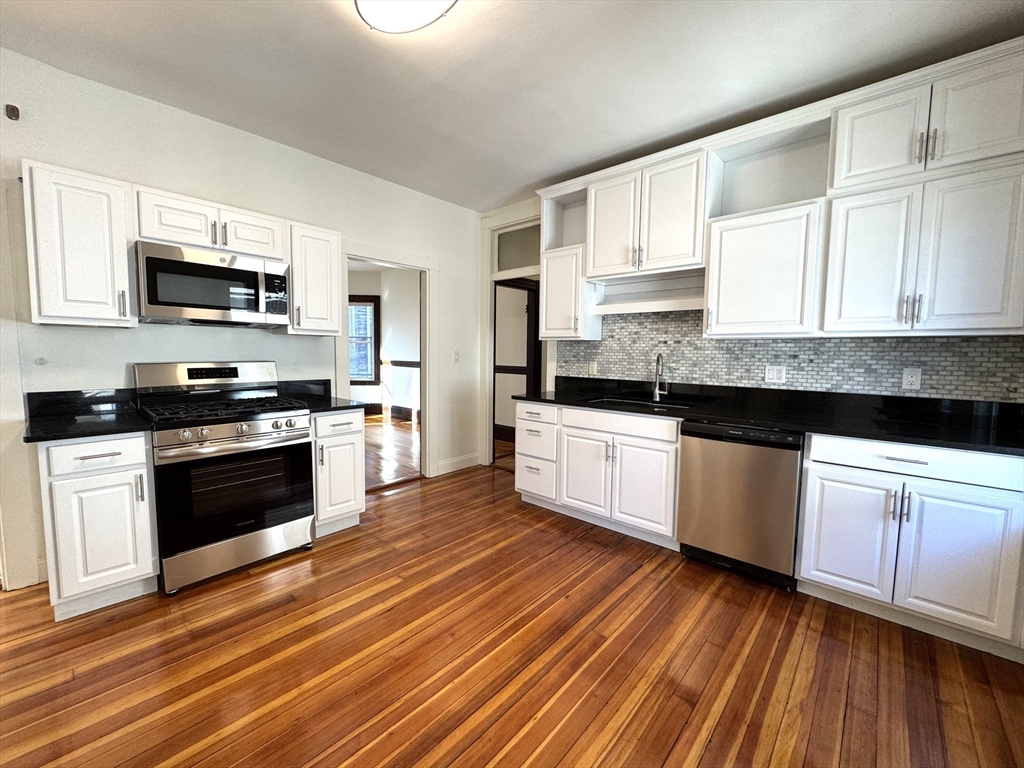 11 East Milton Rd, Brookline