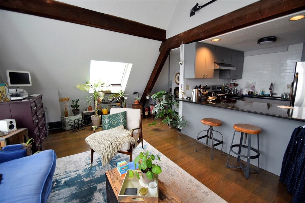 444 Western Ave, Brighton