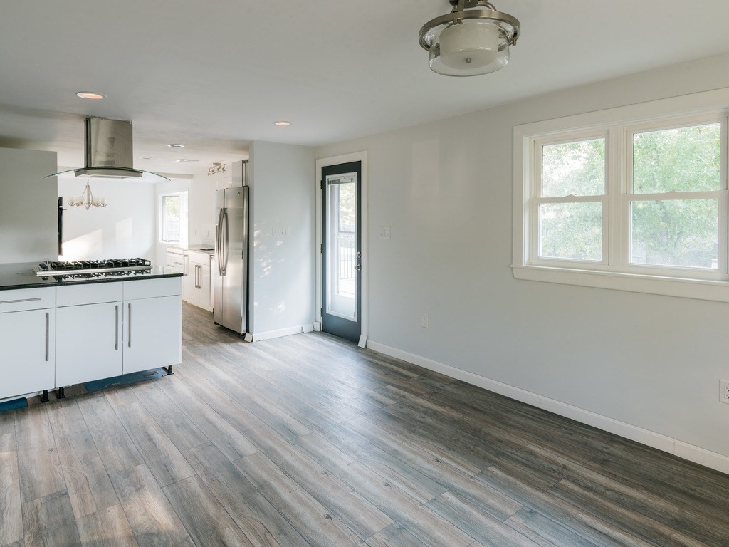 4 Arbetter, Framingham