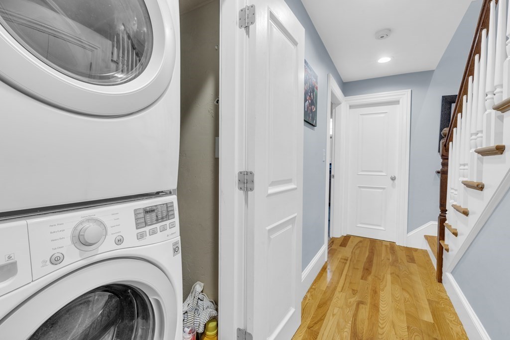 55 Gates St, South Boston