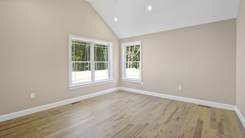 21 Arbor Ct, East Walpole