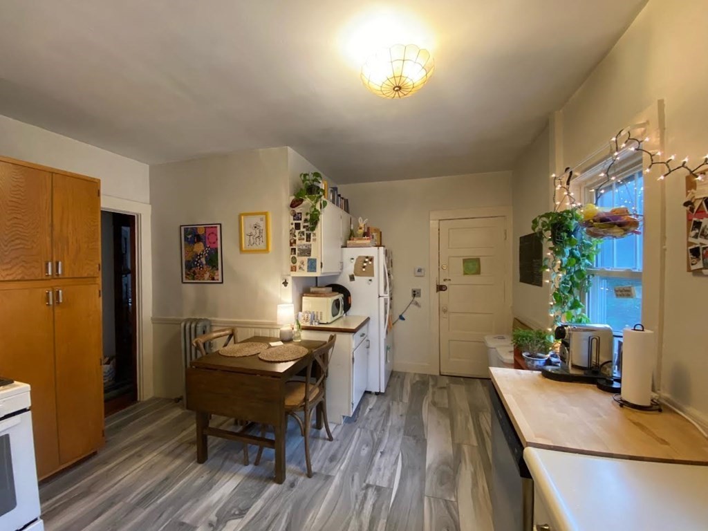 17 Ames St, Somerville