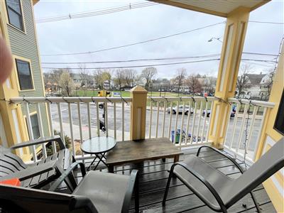 90 Holland St, Davis Square