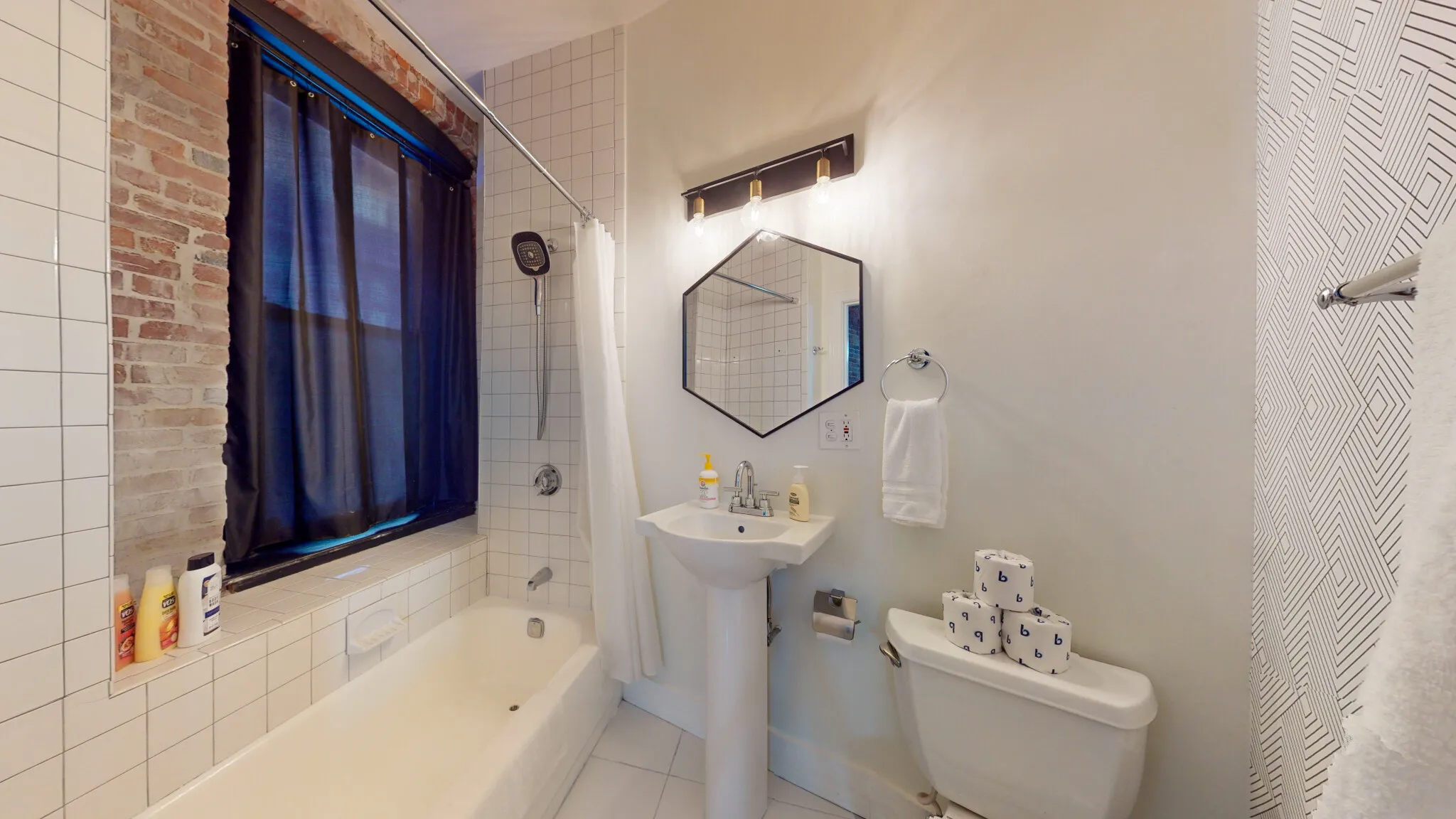 19 Stanhope St, Back Bay