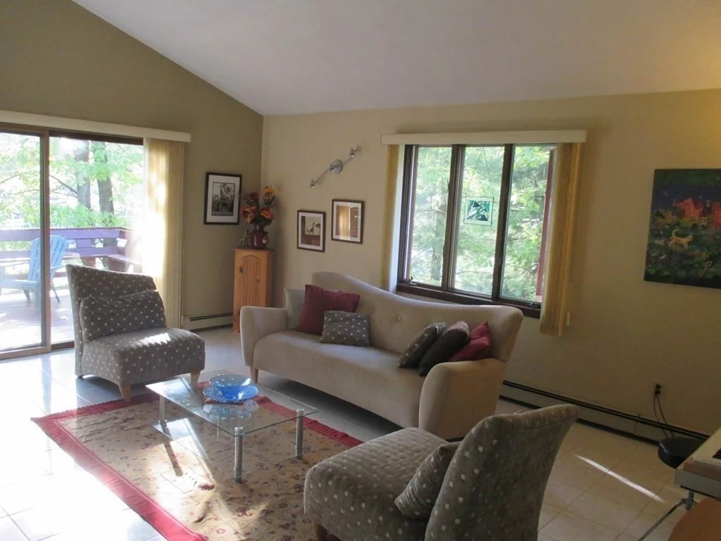 7 Frothingham Rd, Burlington