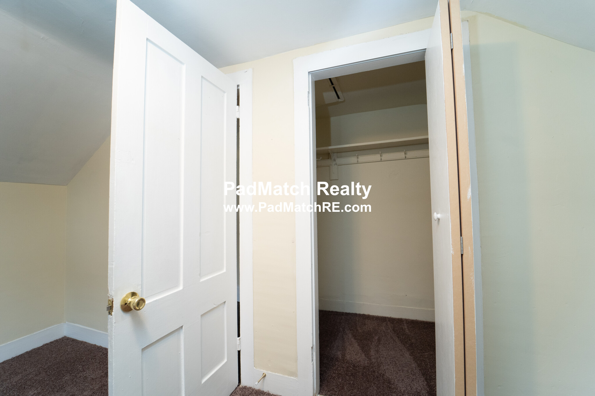 22 Greylock Rd, Allston