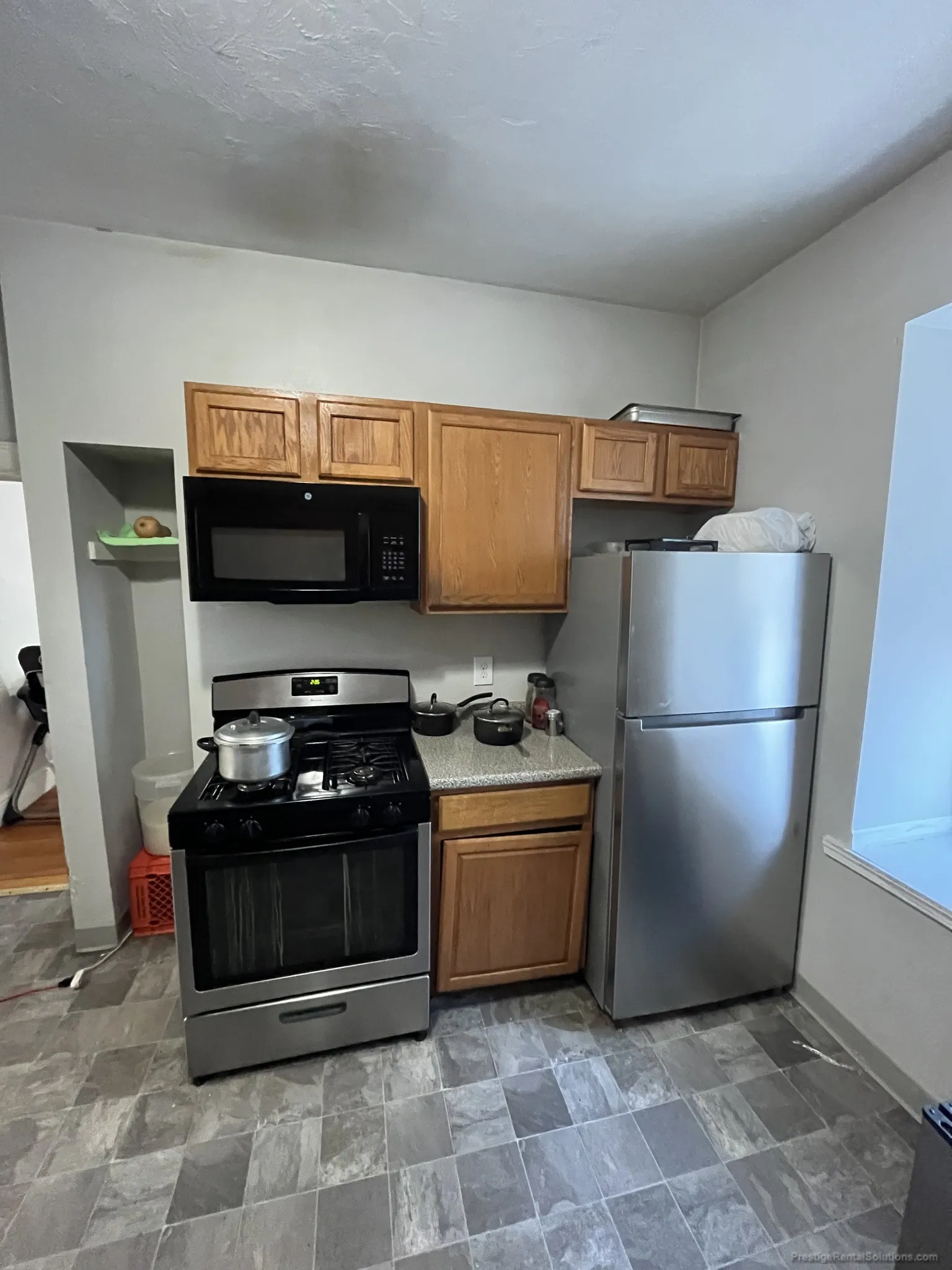 172 Bigelow St, Oak Square