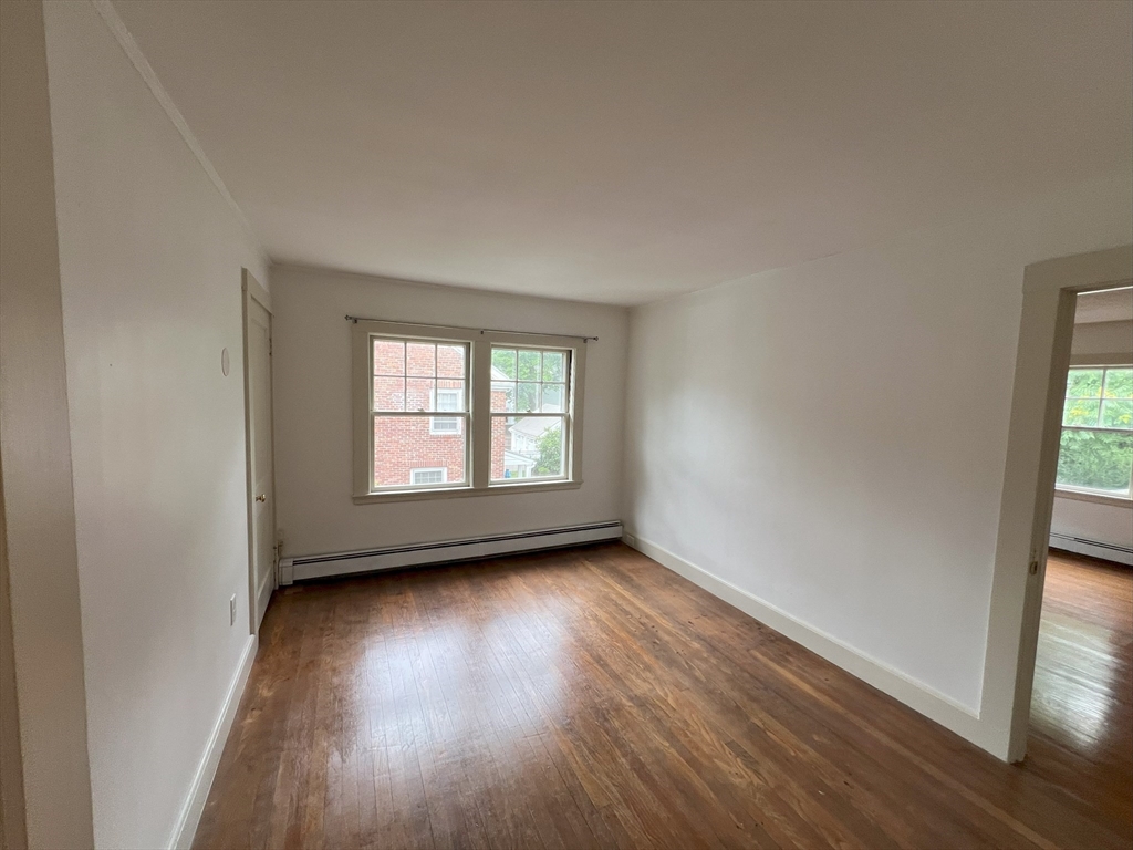 17 Maple St, Auburndale