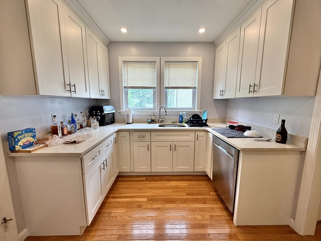 78 Hunnewell Ave, Brighton