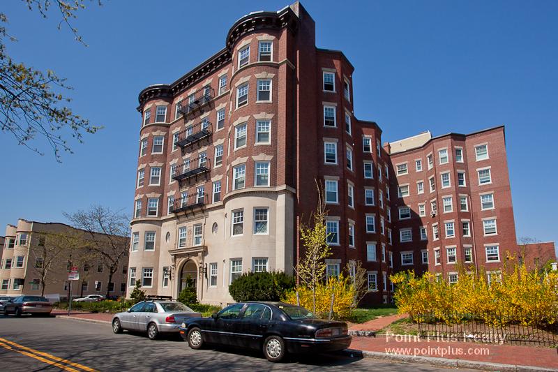 55 Magazine St, Cambridgeport