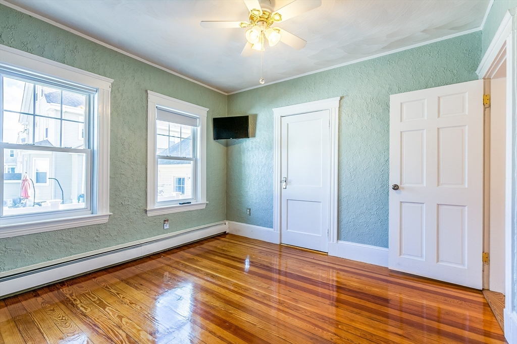 67 Orchard St, Medford