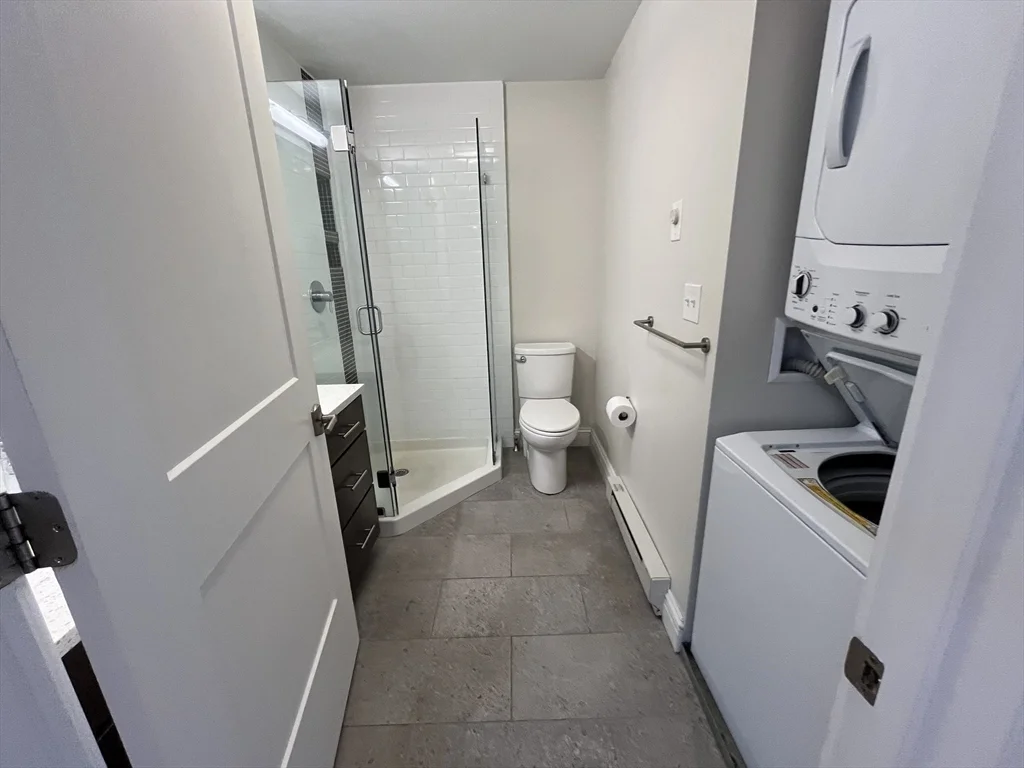 166 Newbury St, Back Bay
