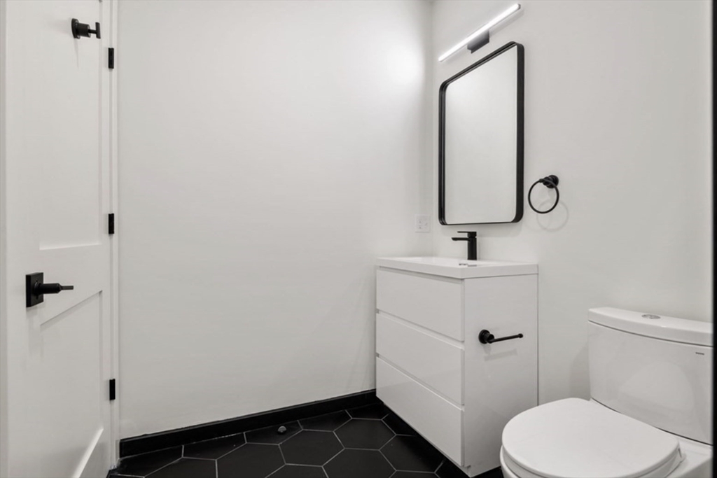 217-221 Essex St, Salem