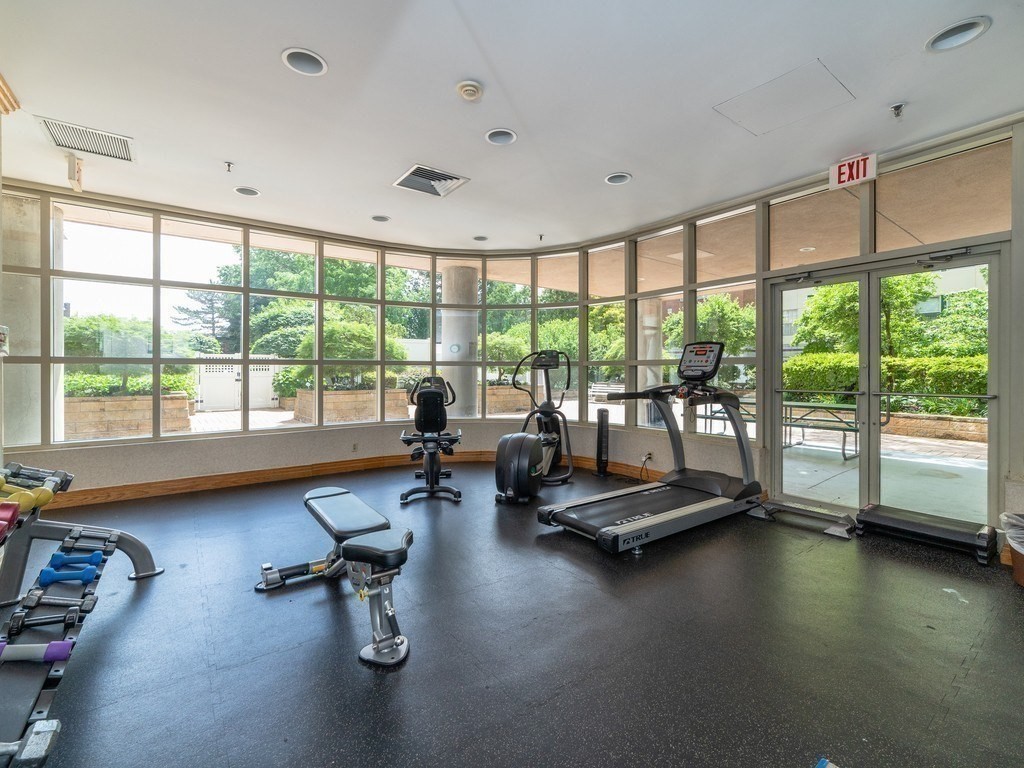 20 Webster St, Coolidge Corner