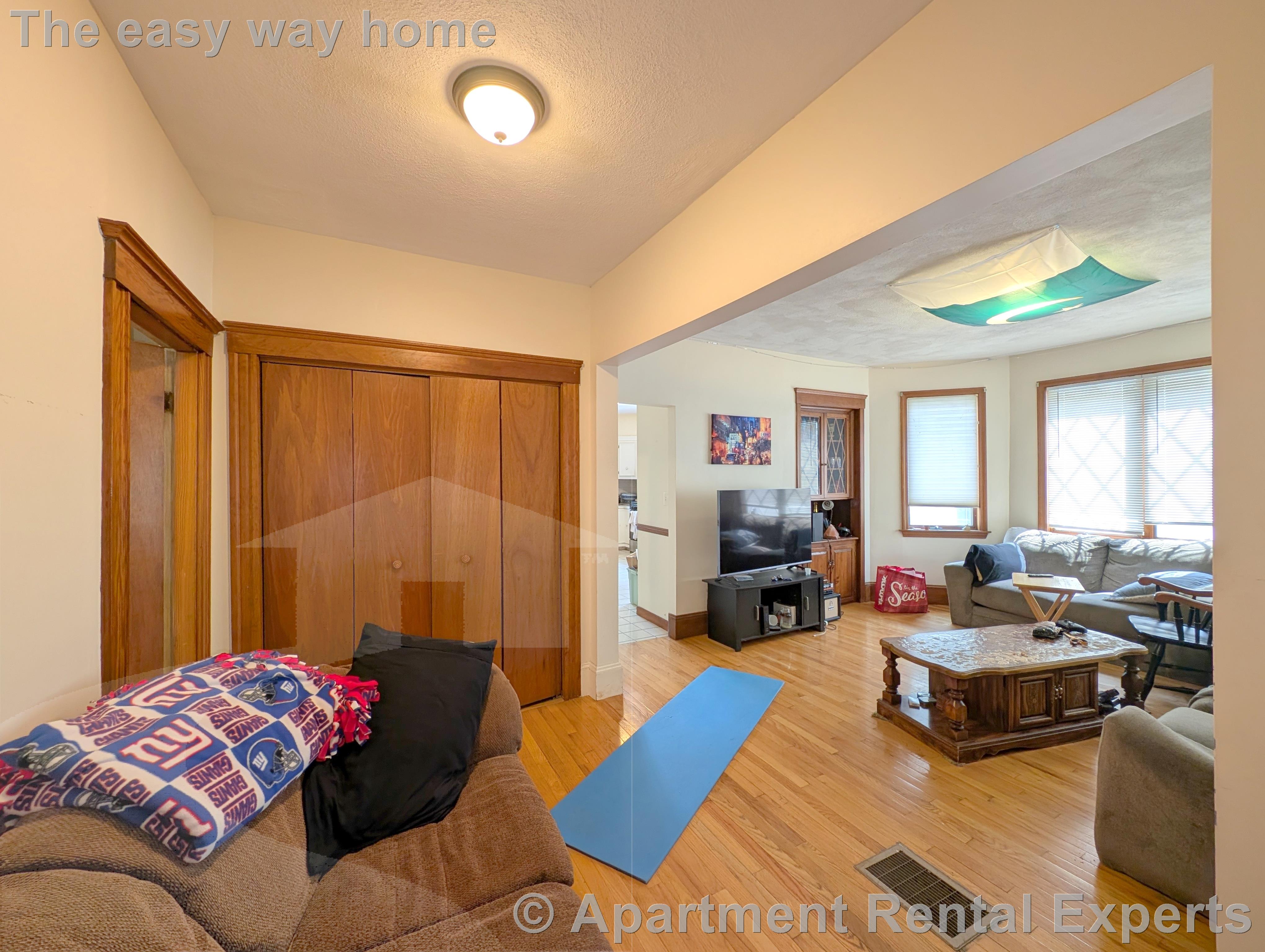 15 Hill St, Teele Square