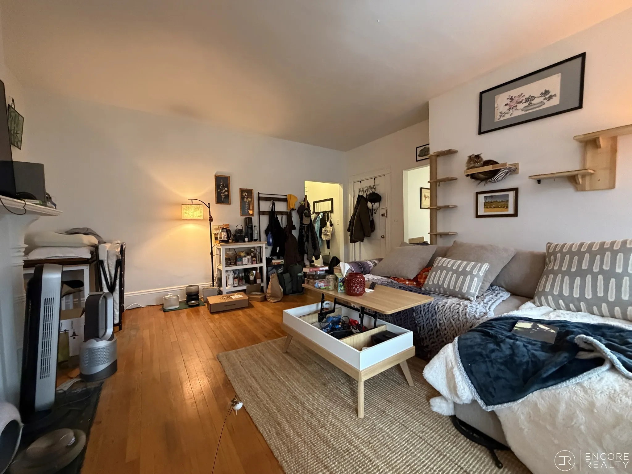 16 Davis Ave, Emerson Gardens