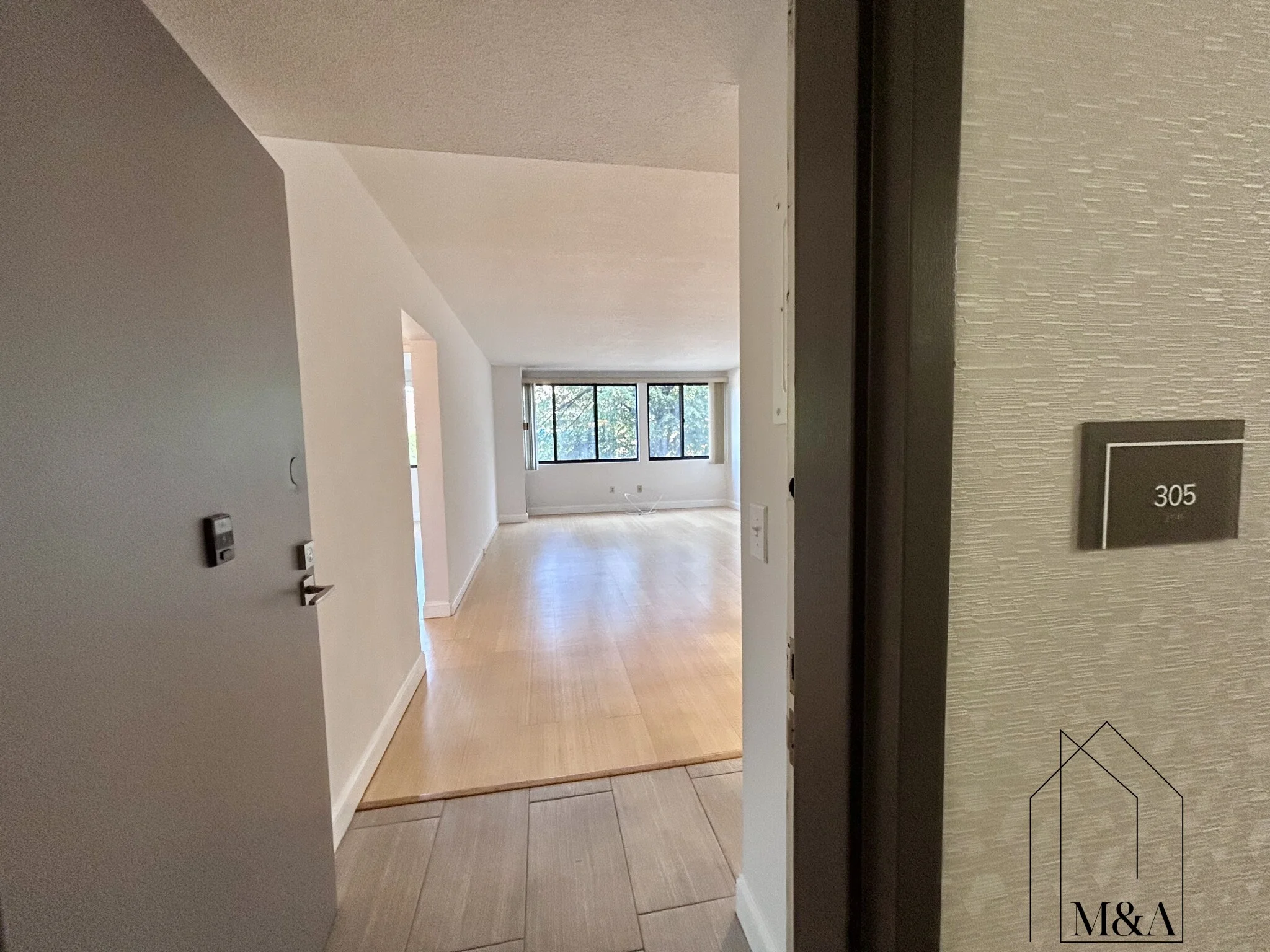 1731 Beacon St, Brookline