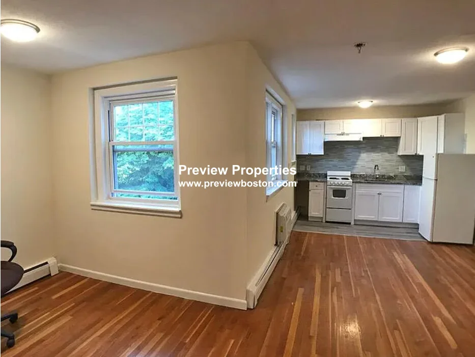 2018 Commonwealth Ave, Brighton