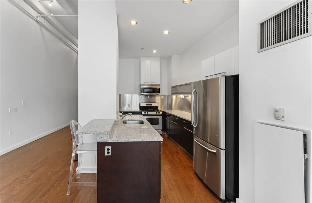 88 Kingston St, Midtown