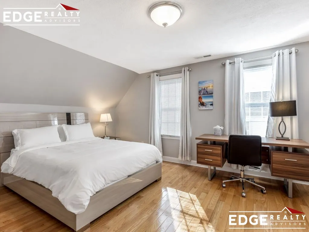 24 Fairmount Ave, West Somerville